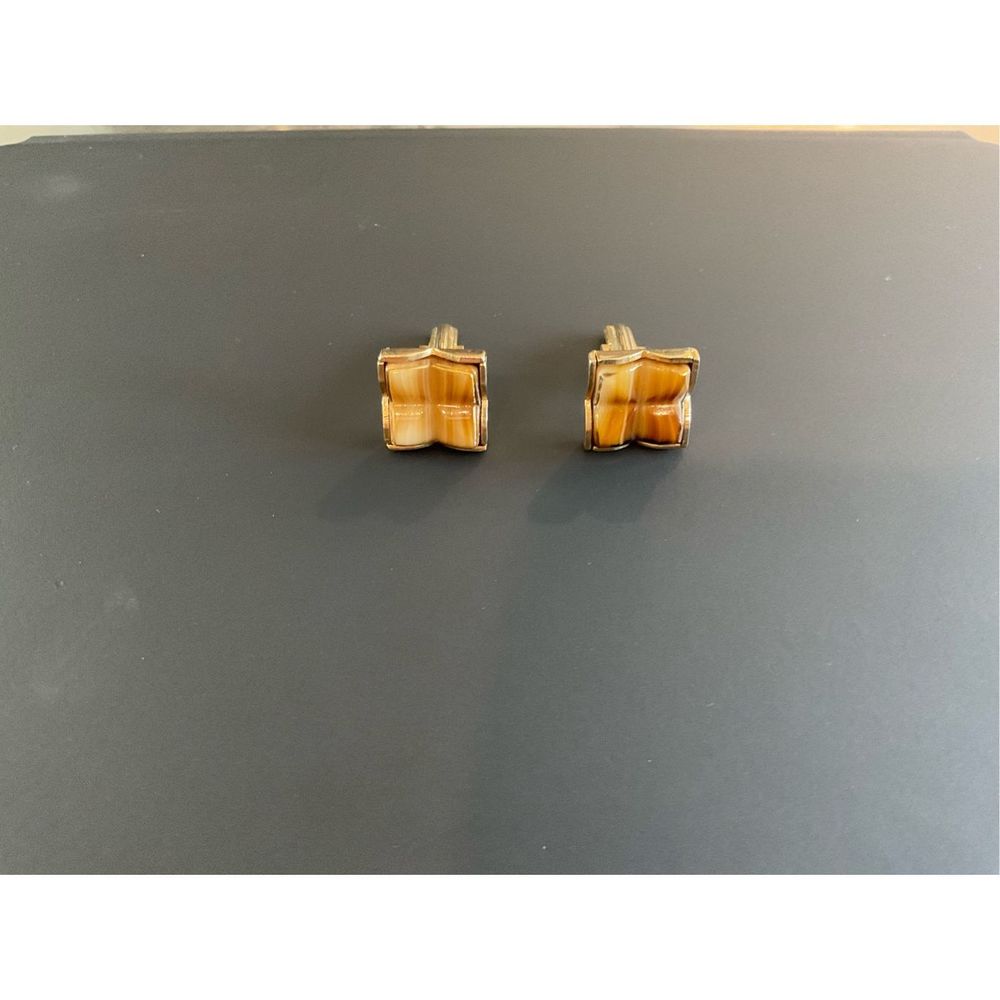 Sarah Cov Cufflinks - Gold Toned Hardware - Marble Like Stone